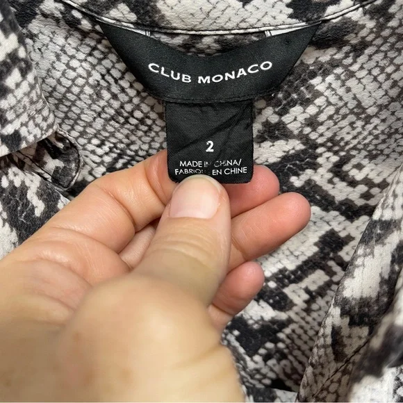 Club Monaco Monochrome Snake Print Silk Dress - Picture 4 of 6